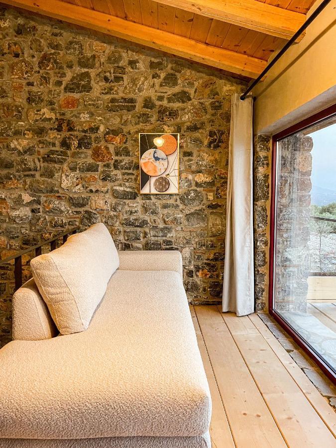 Modern Stone Villas With Swimming Pool 알리베리 외부 사진