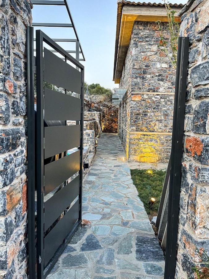 Modern Stone Villas With Swimming Pool 알리베리 외부 사진